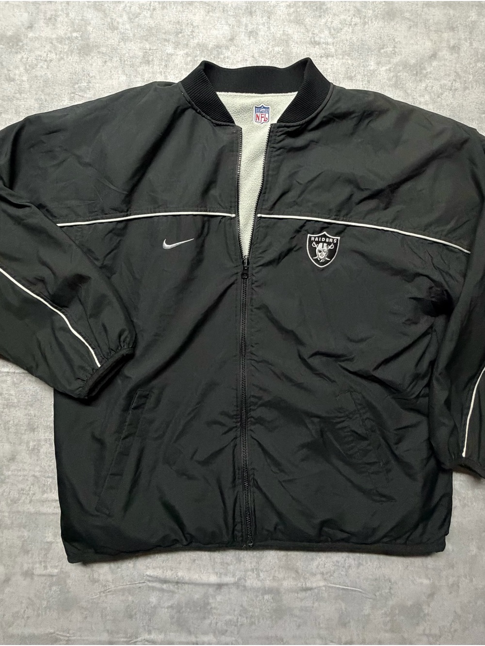 Vintage Y2K Nike NFL Raiders Men's Double Sided Jacket Size XL.